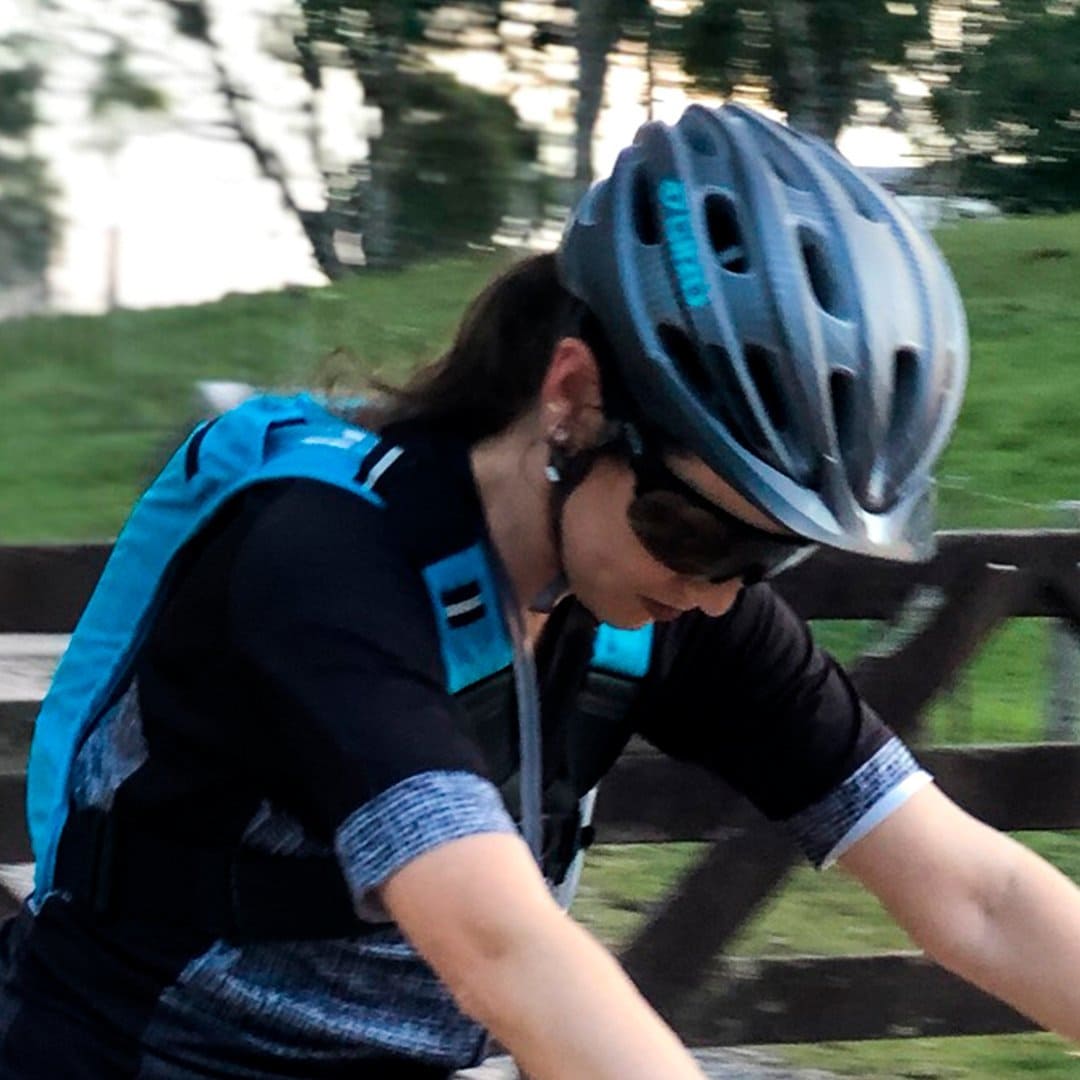 Capacete de Ciclismo Feminino Giro: "Segurança e Estilo com o Capacete de Ciclismo Feminino da Giro"