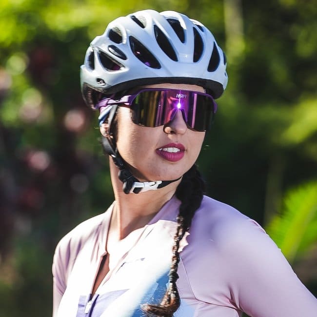 Proteção e Estilo: Escolhendo os Melhores Óculos de Sol para Ciclistas